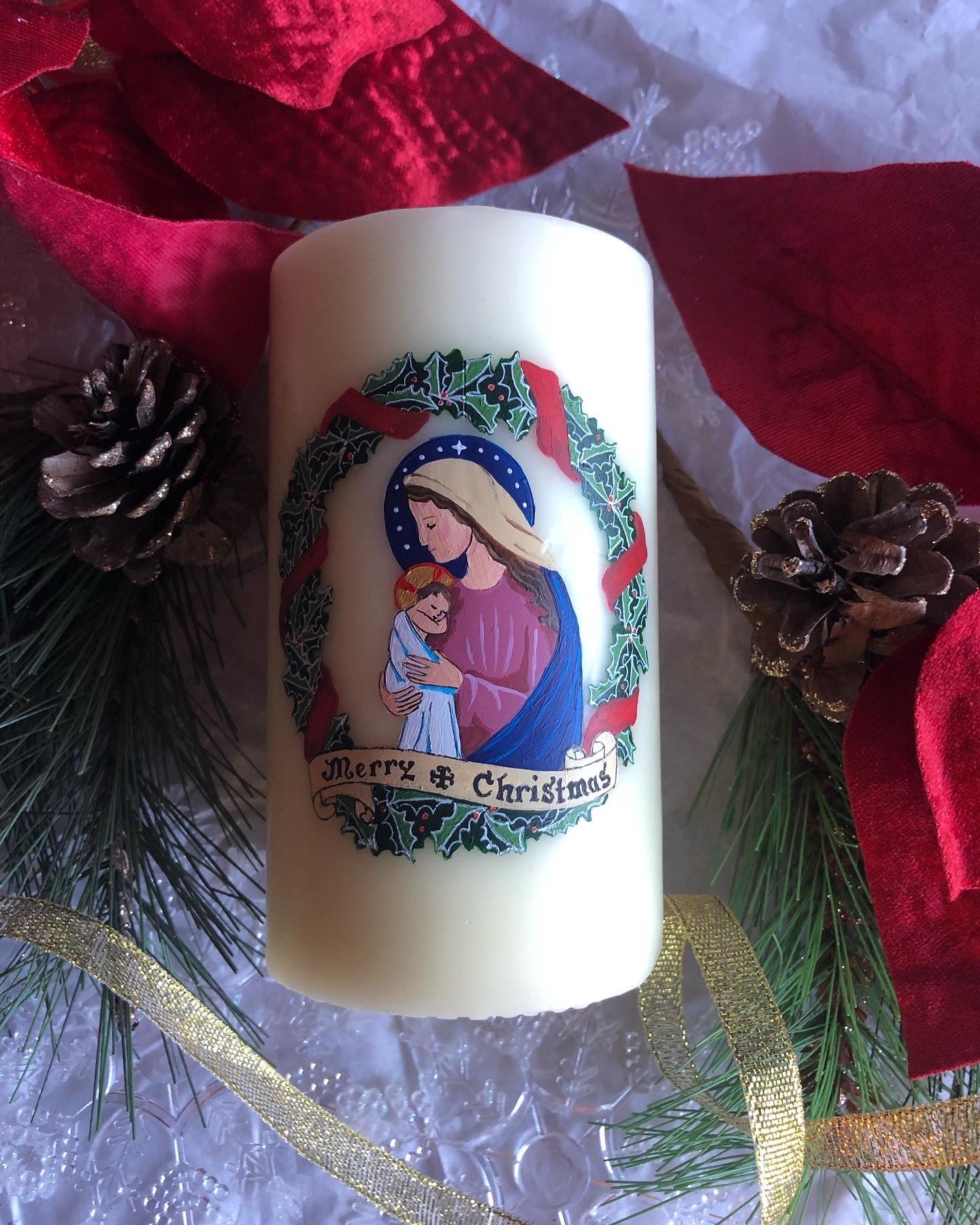 Holly Wreath Christmas Candle